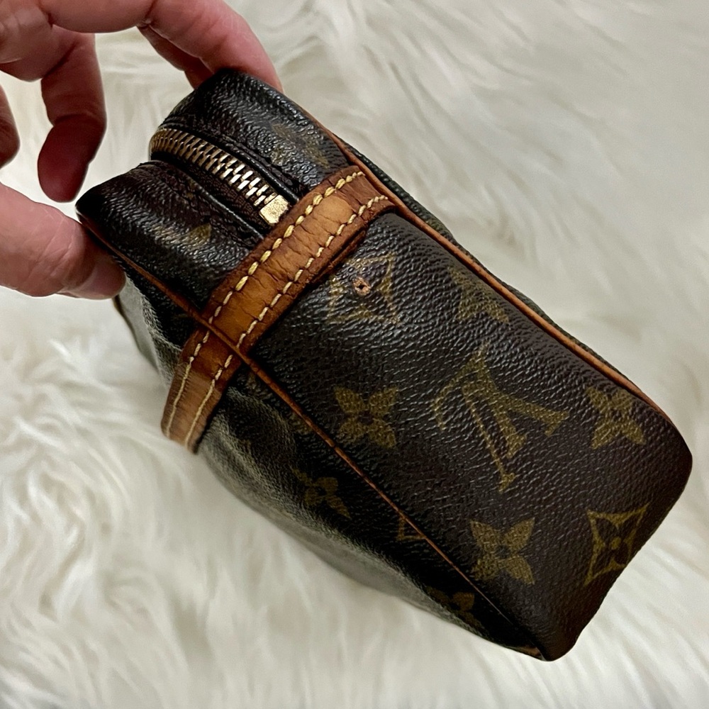 Authentic Louis Vuitton Monogram Compiegne 23 Clutch Bag - Picture 8 of 15
